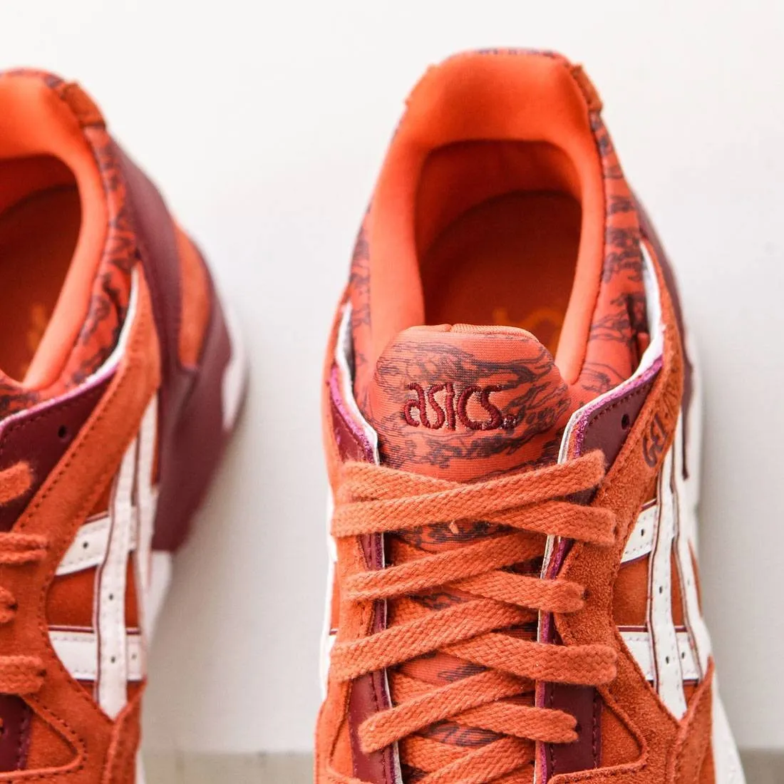 Asics Tiger Women Gel-Lyte V (red / chili / white)