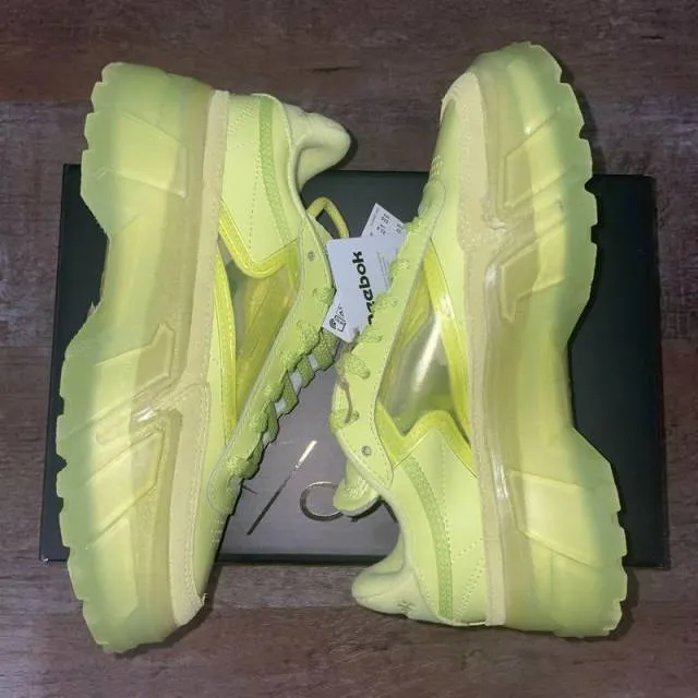 Cardi B x Club C Reebok "Vis Green" Size 6.5W