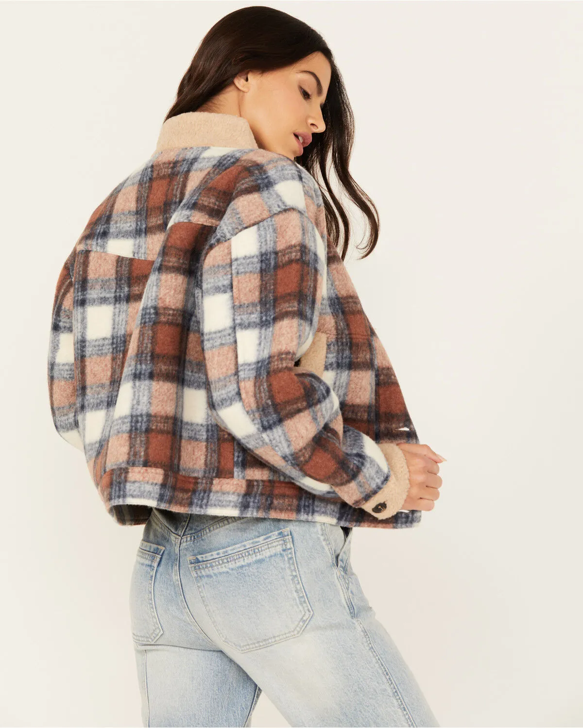 Cleo + Wolf Women's Cropped Plaid Print Jacket