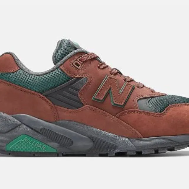 New balance 580 beef & broccoli