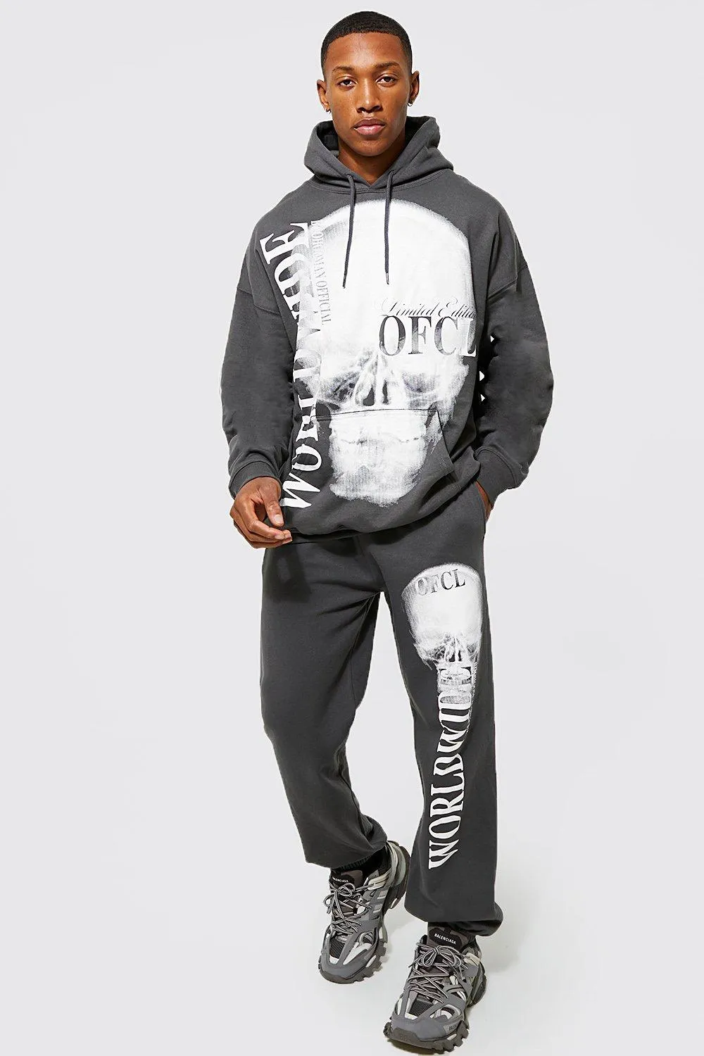 Oversized Worldwide Skull Hooded Tracksuit | boohooMAN UK