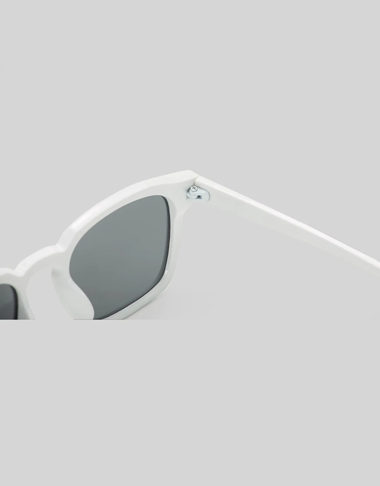 Trendy Rectangular Sunglasses