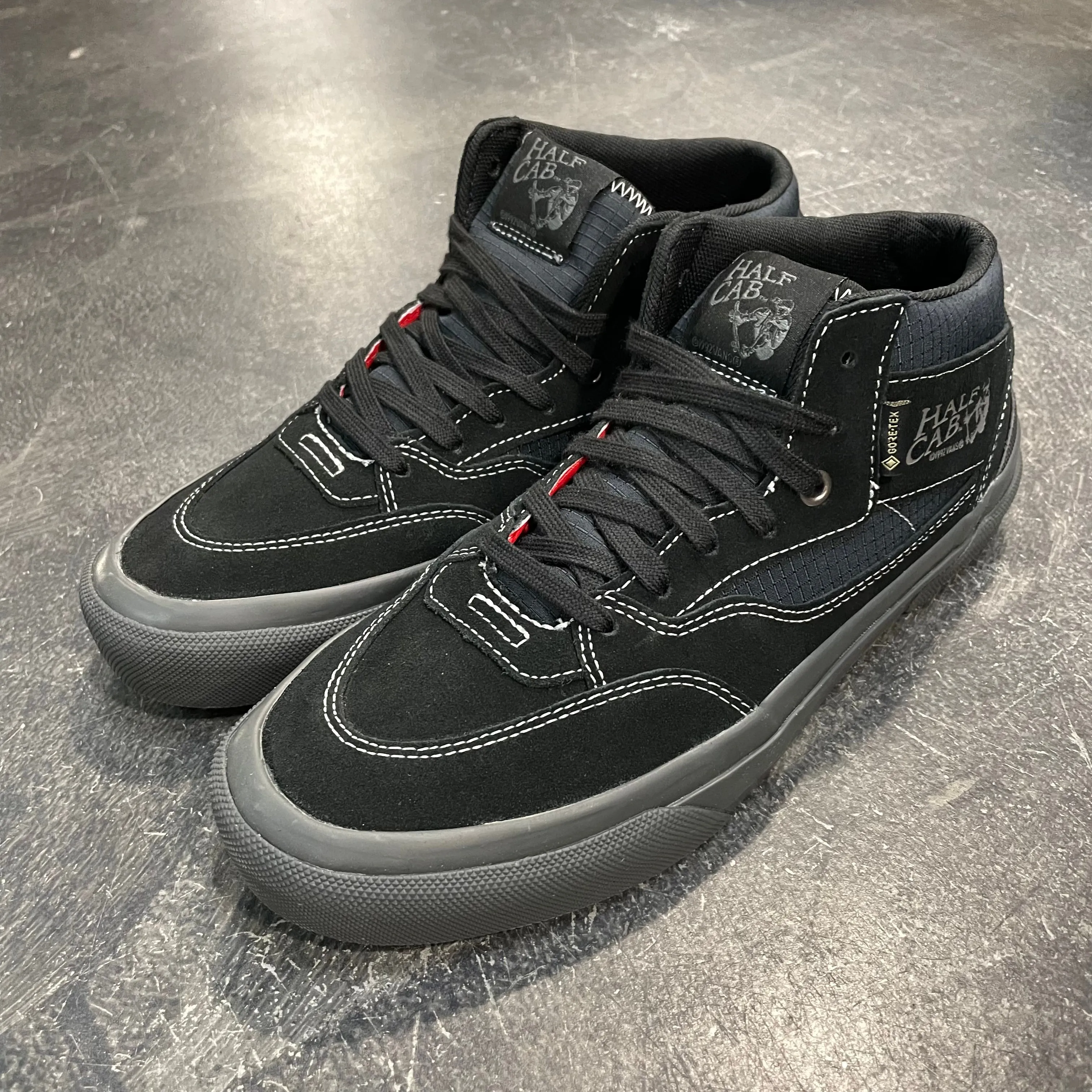 Vans Skate Half Cab 92 Black Gore Tex SALE