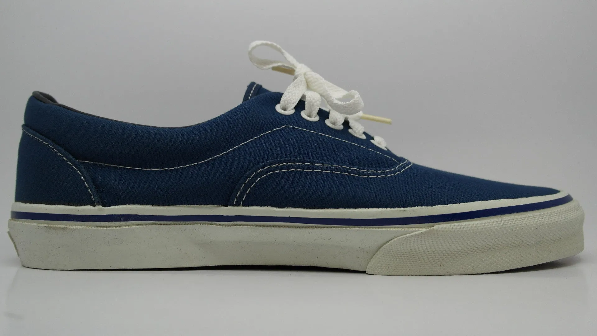 vans style #95 ~ US6.5, US7.5, US10, US10.5, US13