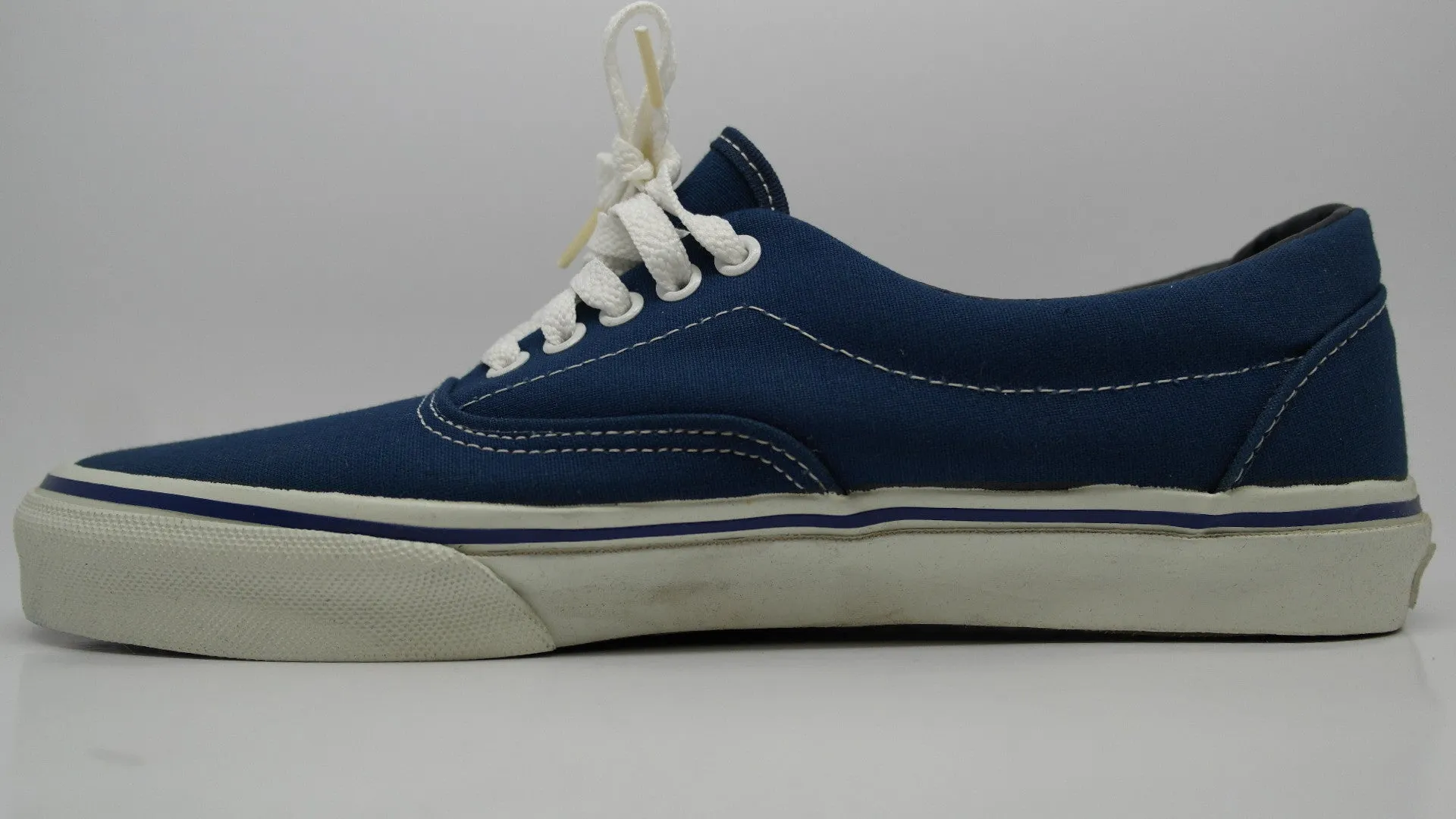 vans style #95 ~ US6.5, US7.5, US10, US10.5, US13