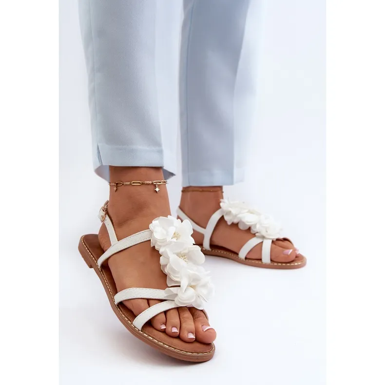 Women's Flat Sandals Decorated with Flowers, White Abidina